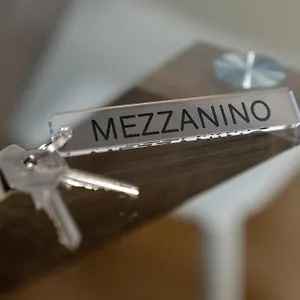  Appartamento Mezzanino 4438 Italia